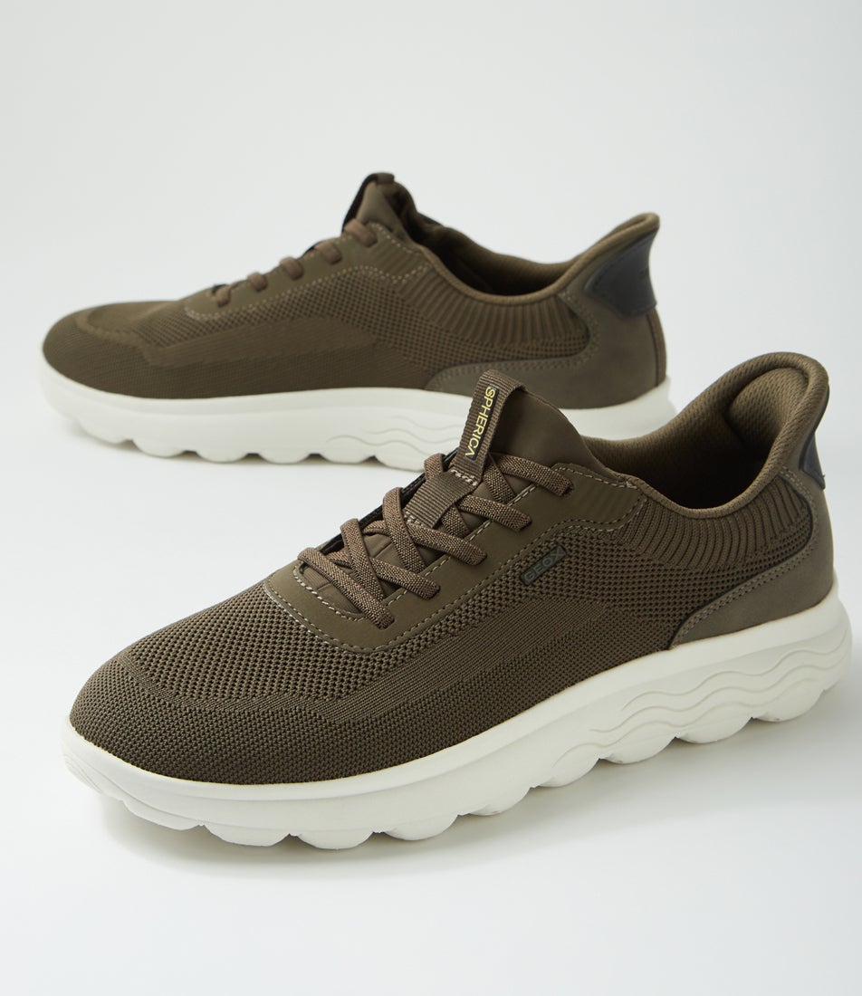 U Spherica Plus A Military Knit Sneakers