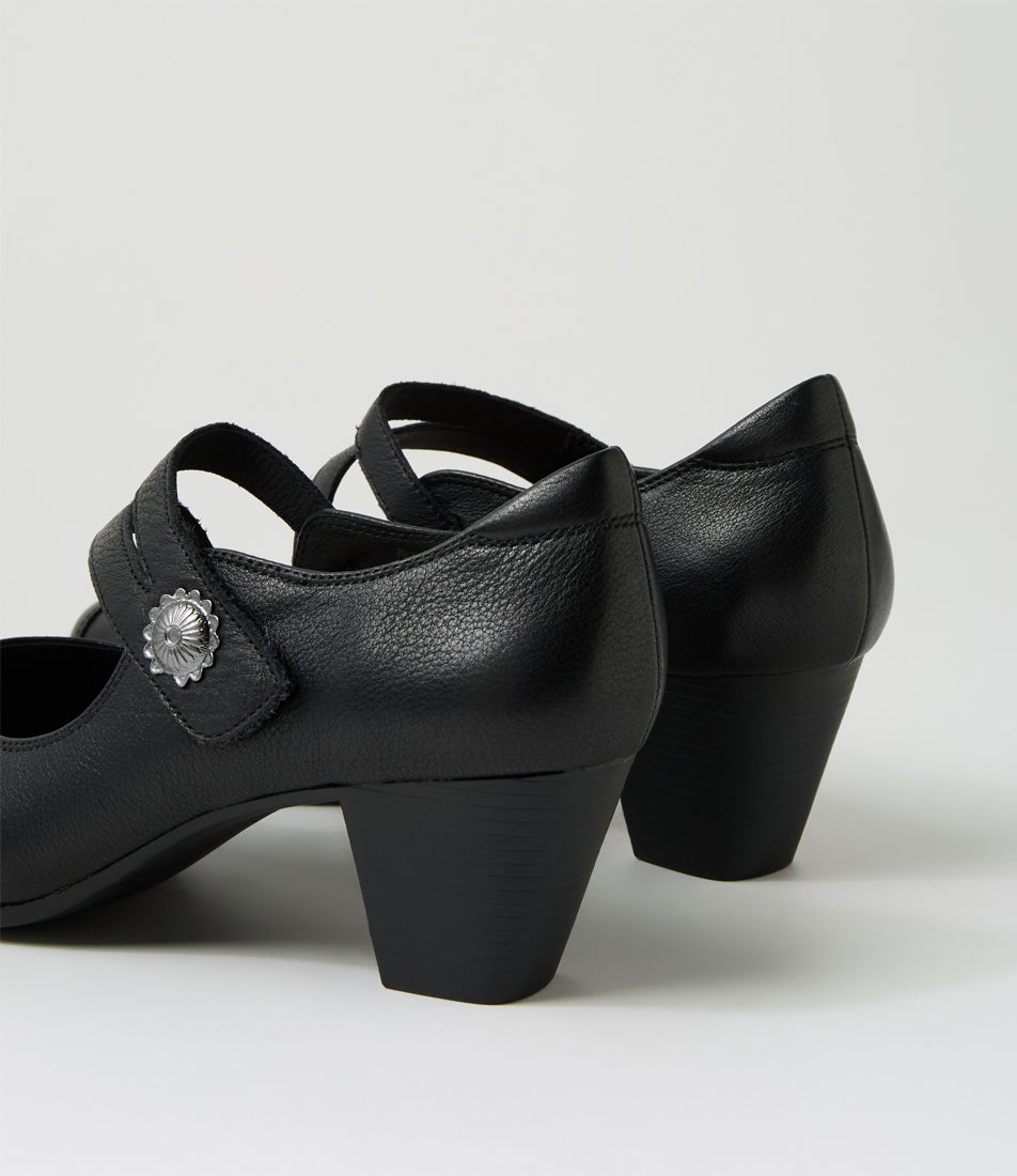 Fortunet Black Leather Mary Jane Heels Fortunet Black Leather Mary Jane Heels