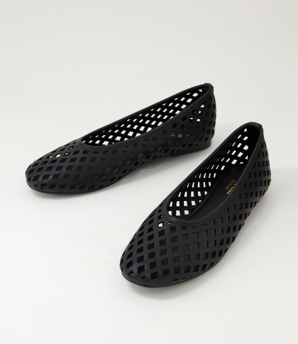 Dazed Black Ballet Flats