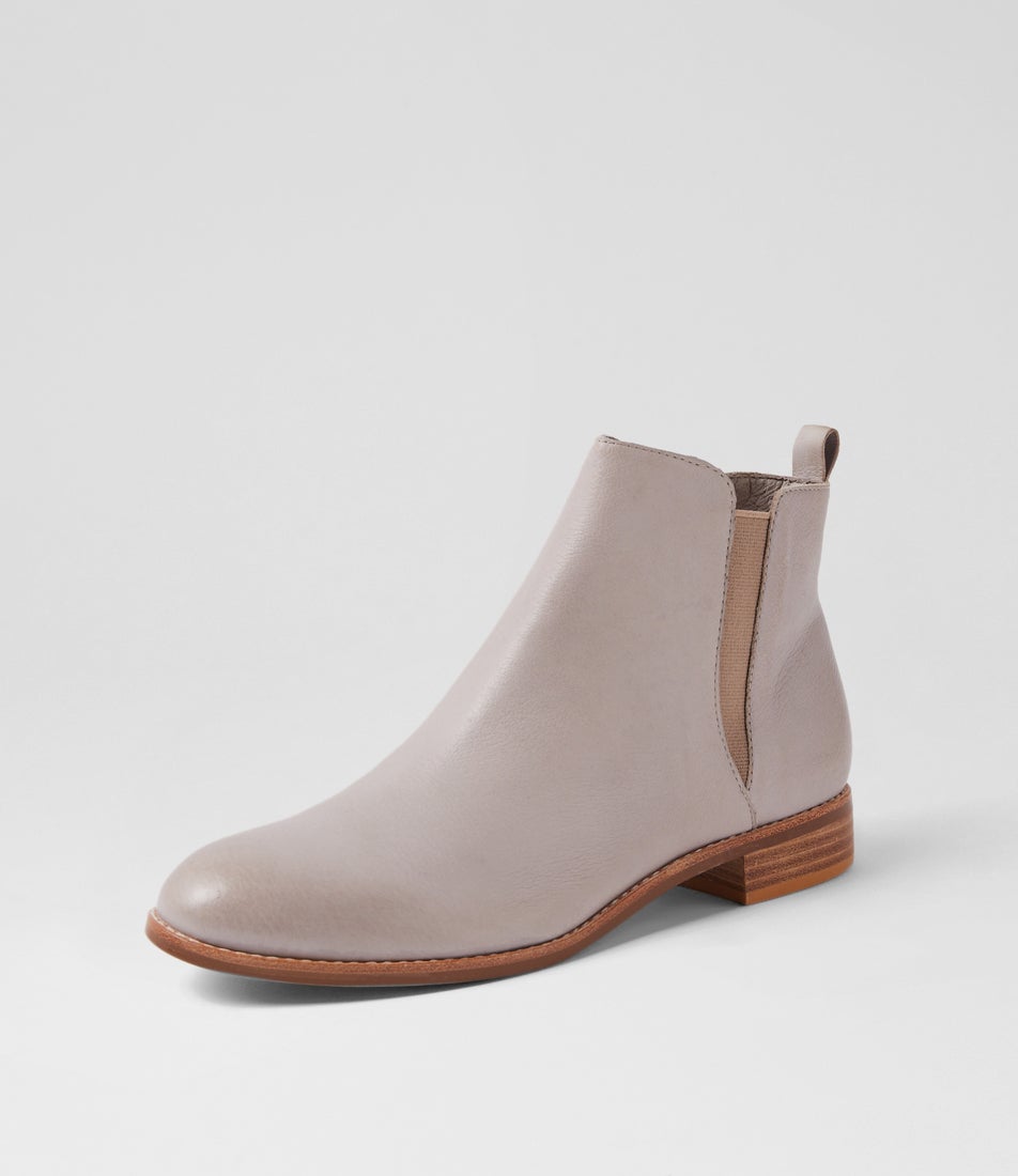 Nakta Smoke Leather Ankle Boots