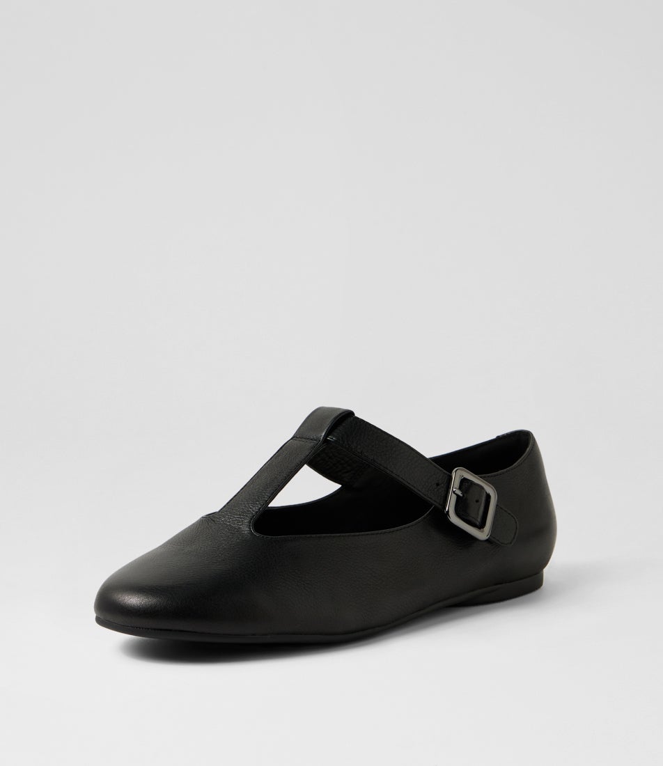 Blink Black Leather Flat Shoes