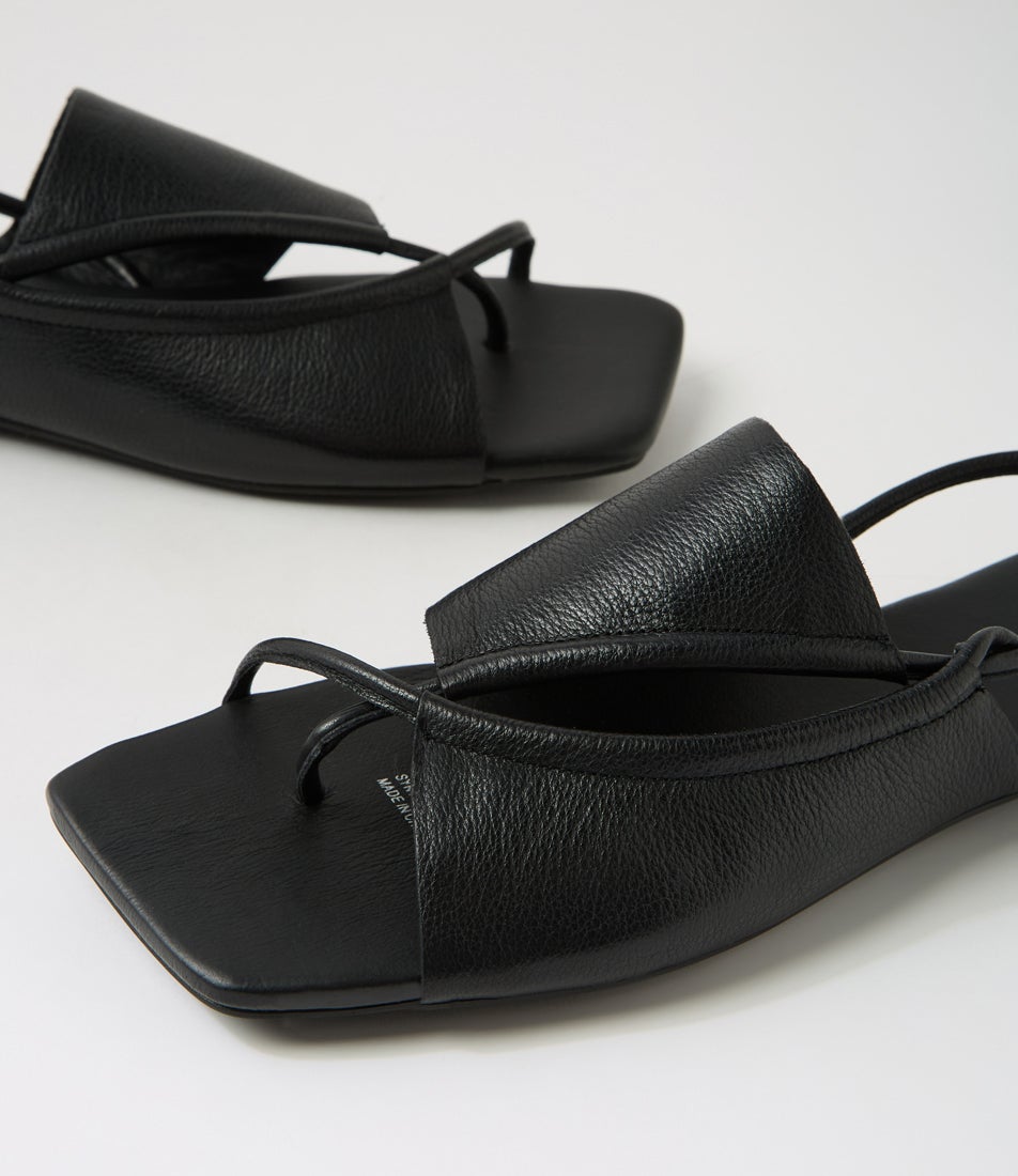 Egain Black Leather Sandals