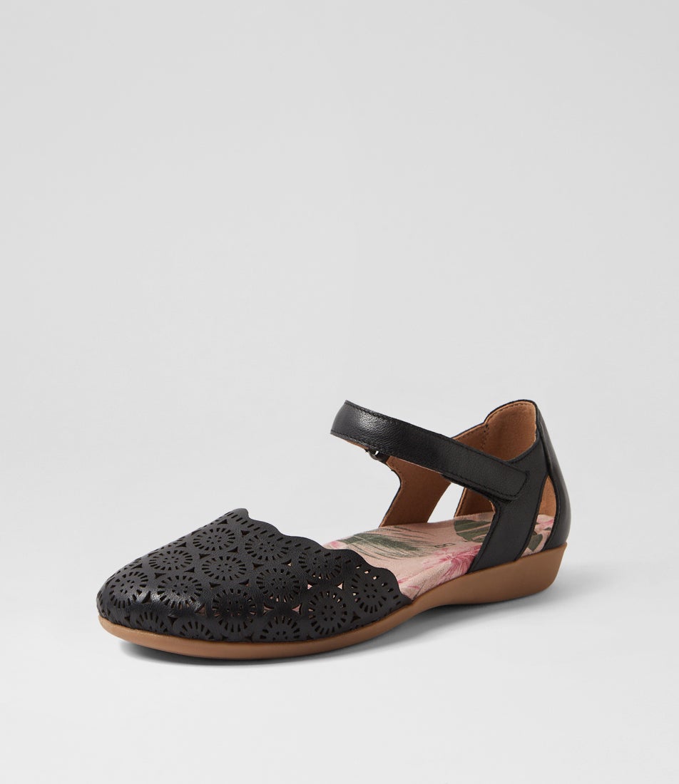 Charlee Black Leather Flat Shoes