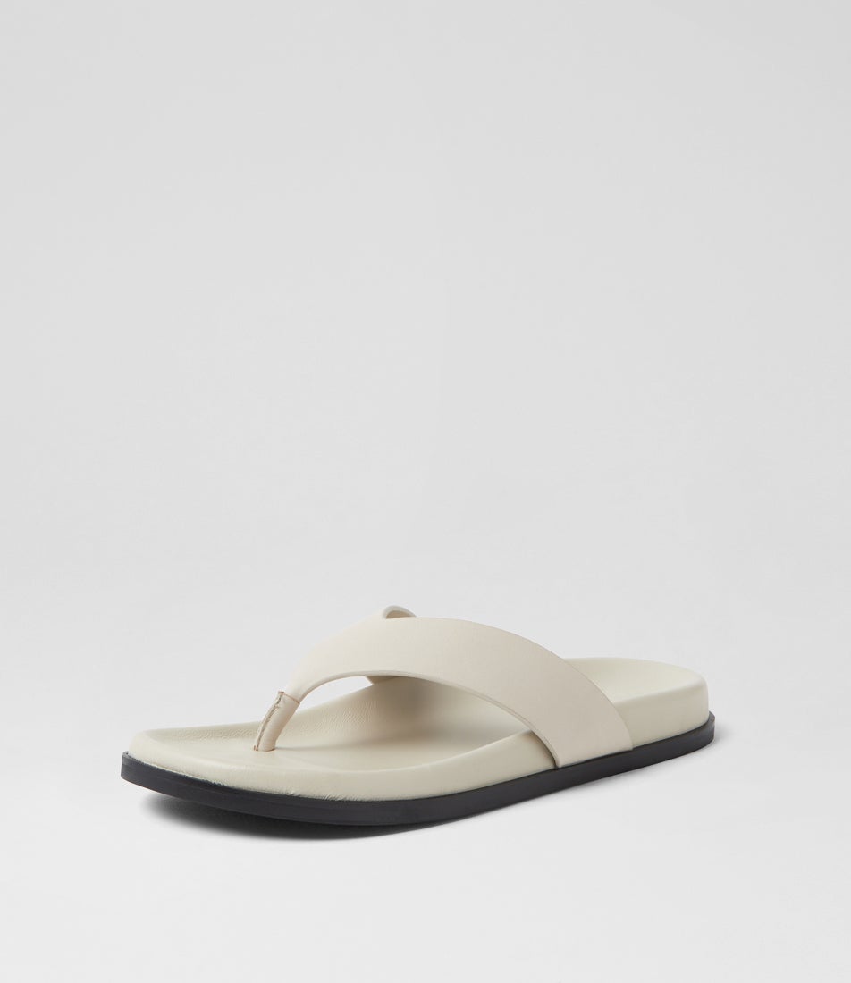 Shiv Cream Leather Thongs