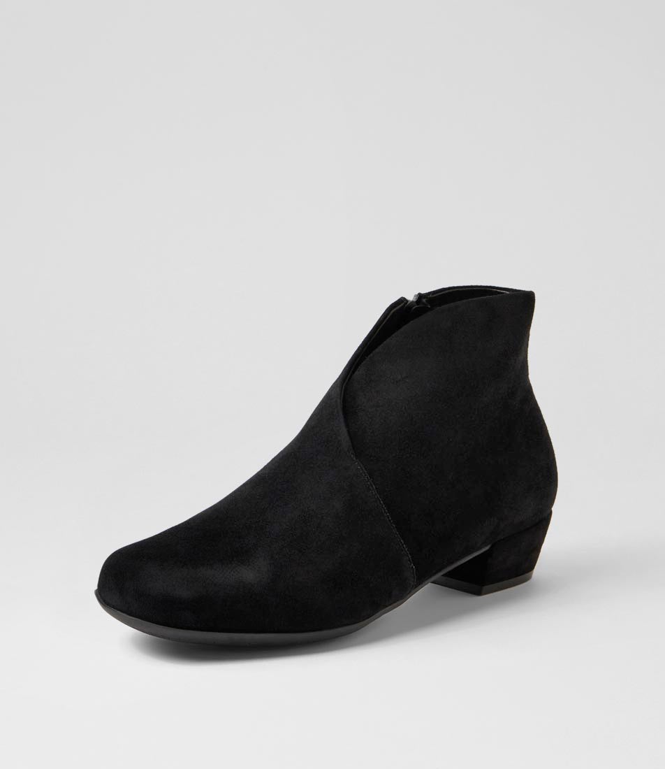 Quellay Xw Black Suede Ankle Boots