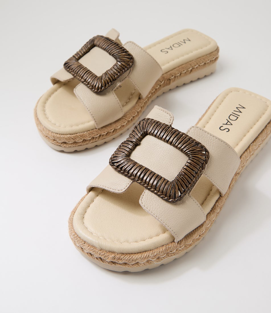 Sati Almond Leather Sandals