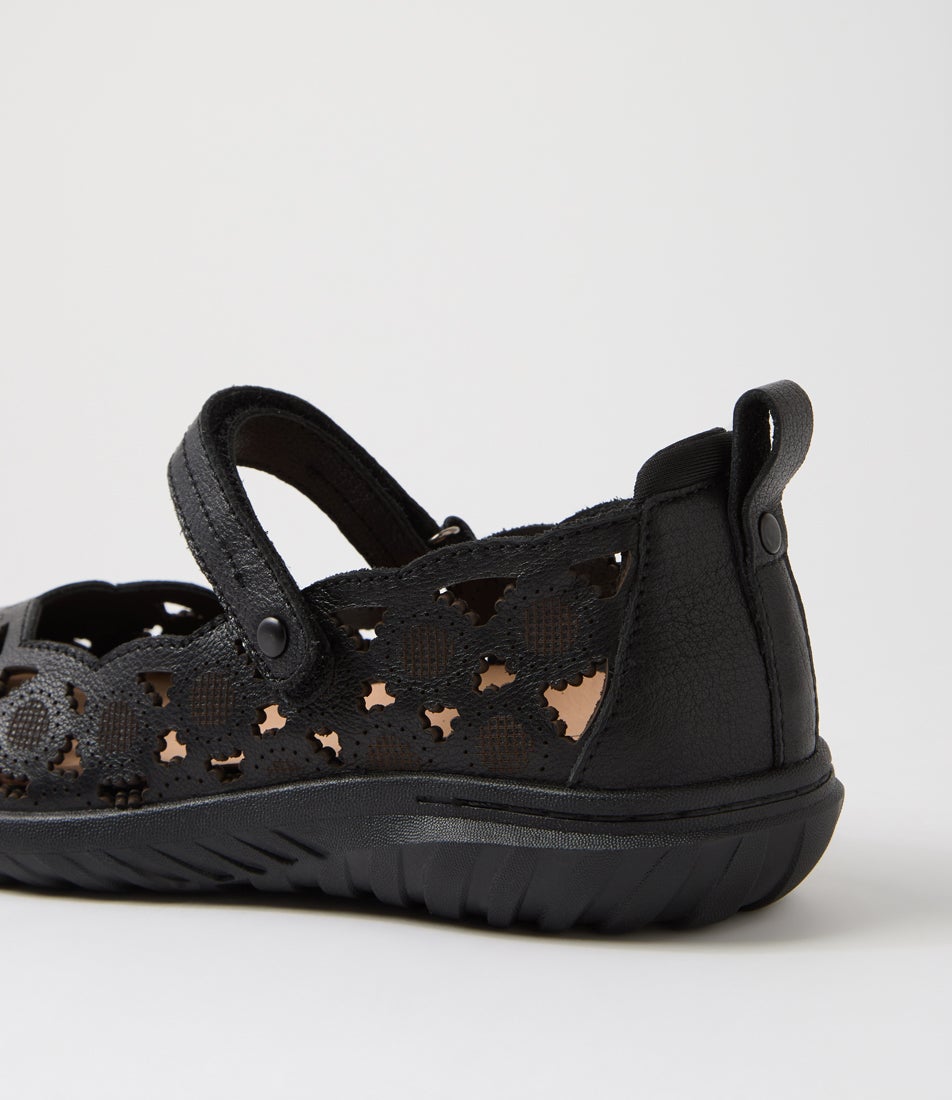 Tadaa Black Leather Flat Shoes