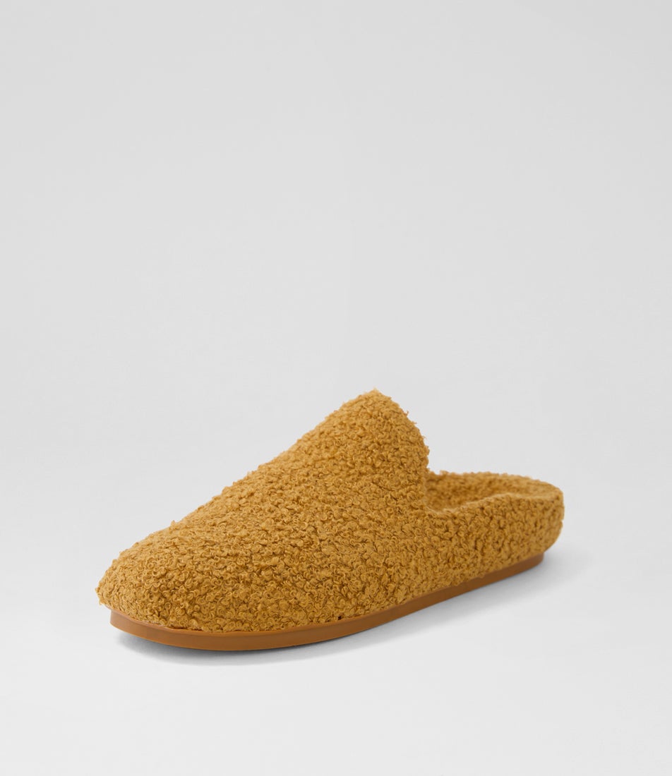 Kush Caramel Fabric Slippers
