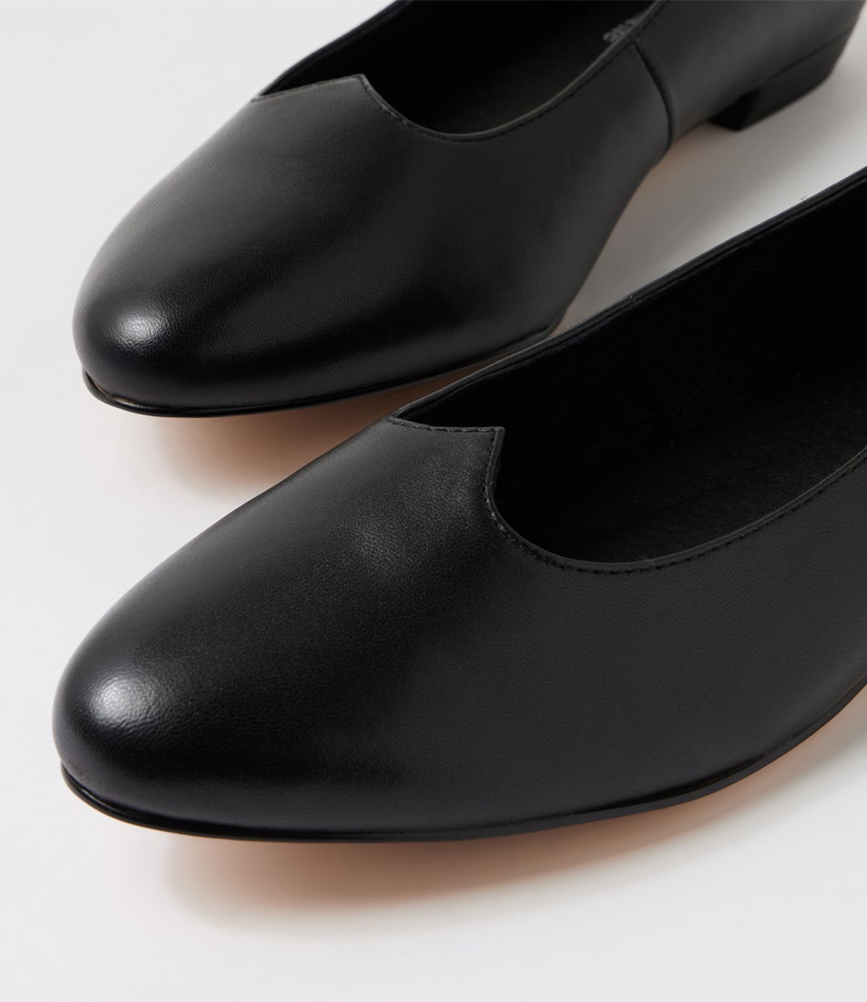 Avilla Black Leather Ballet Flats