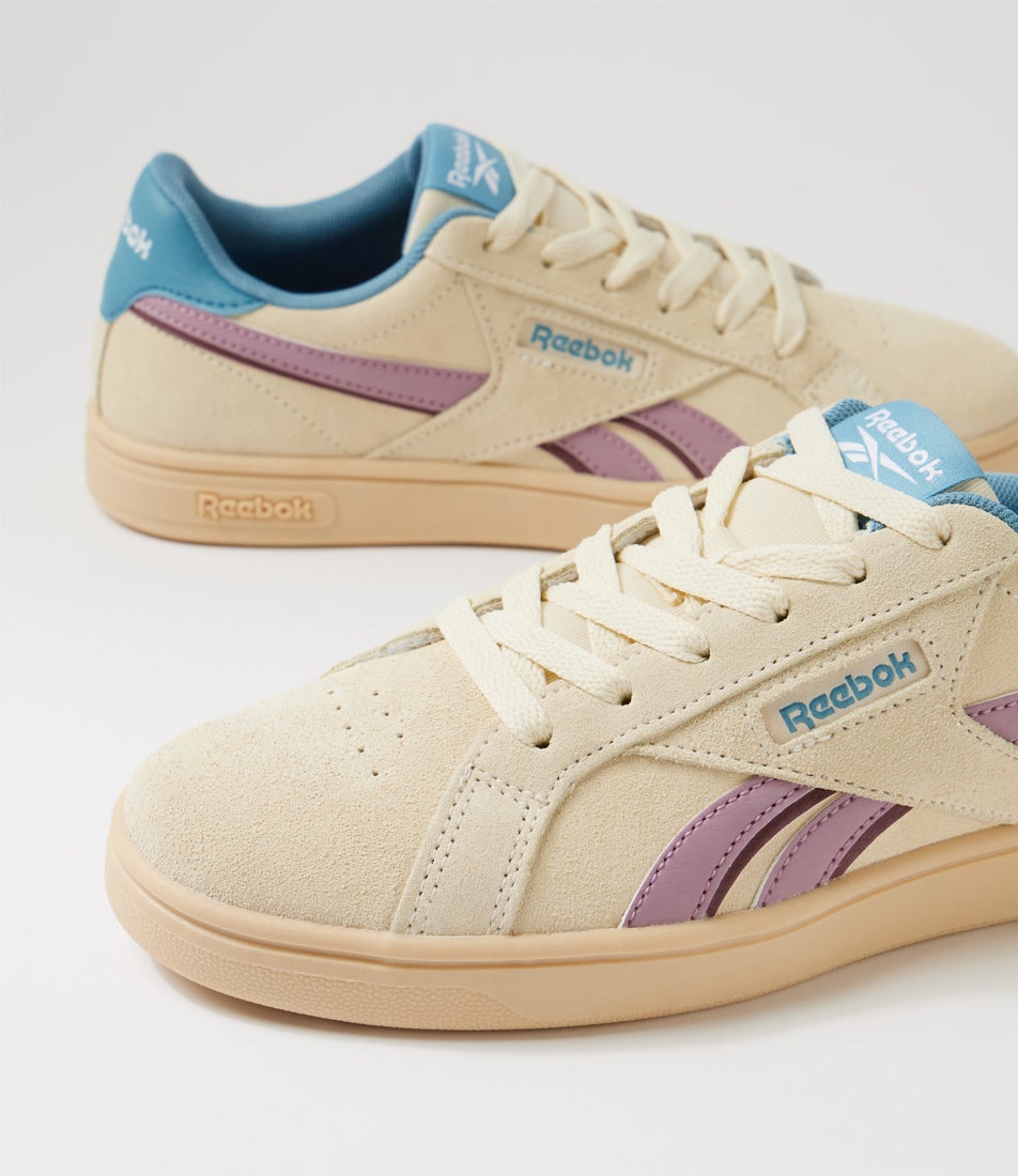 Court Retro W Beige Berry Blue Fabric Sneakers