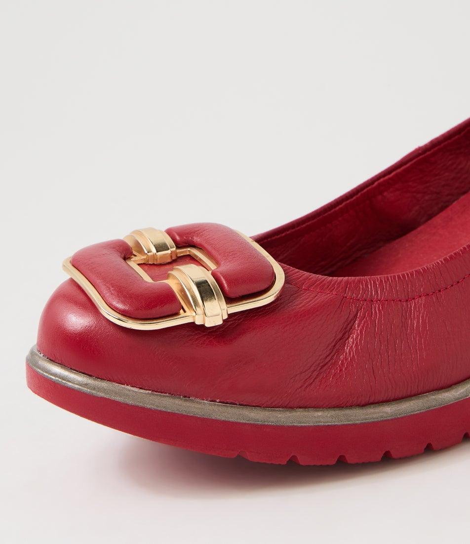 Uhmys Dark Red Leather Wedges
