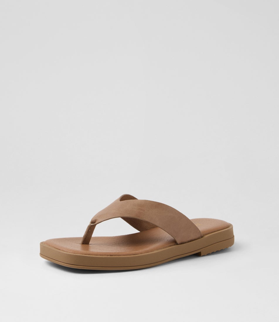 Teige Latte Leather Thongs