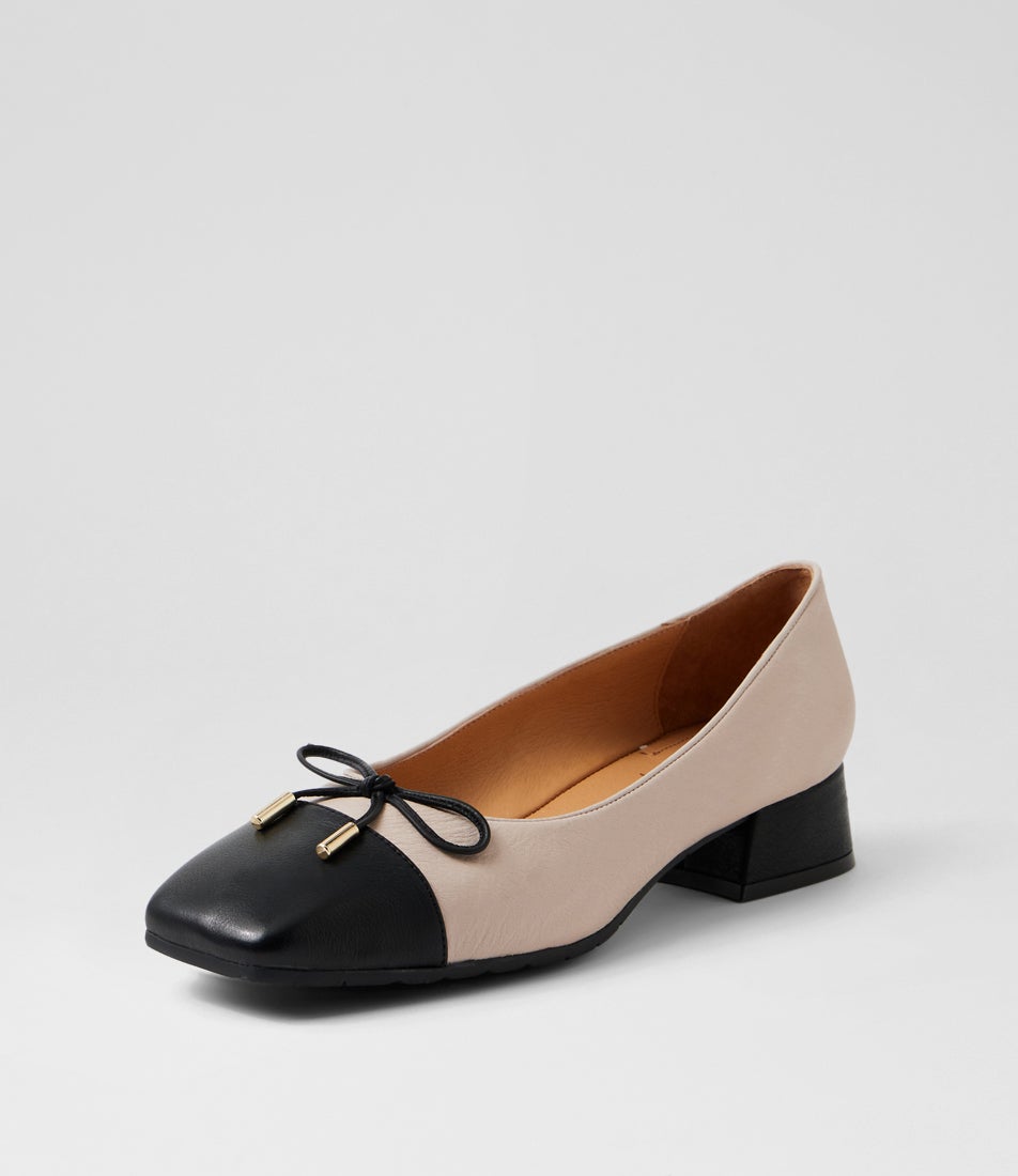 Sayaki Black Nougat Leather Ballet Flats