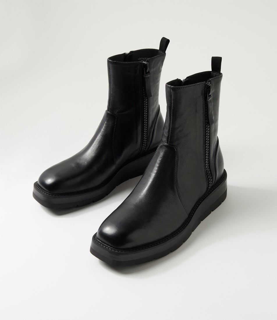 Thans Black Leather Ankle Boots