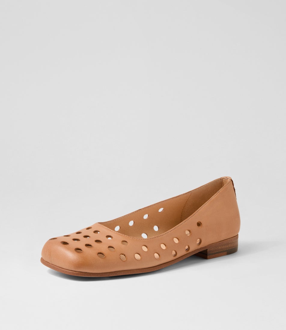 Gibons Tan Leather Ballet Flats
