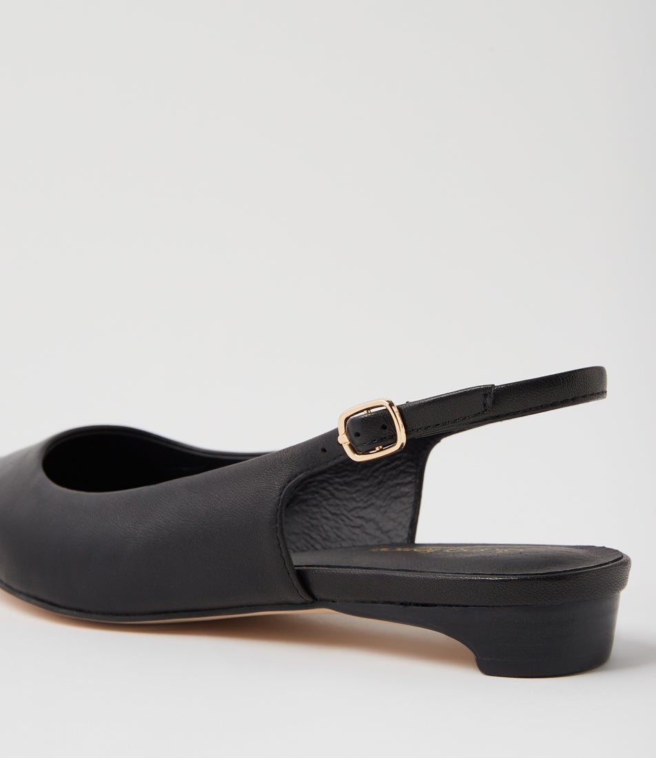 Desuet Black Leather Flat Shoes