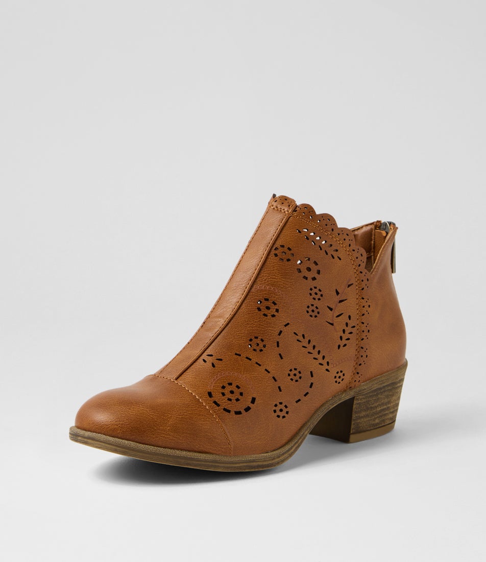 Arino Cognac Ankle Boots