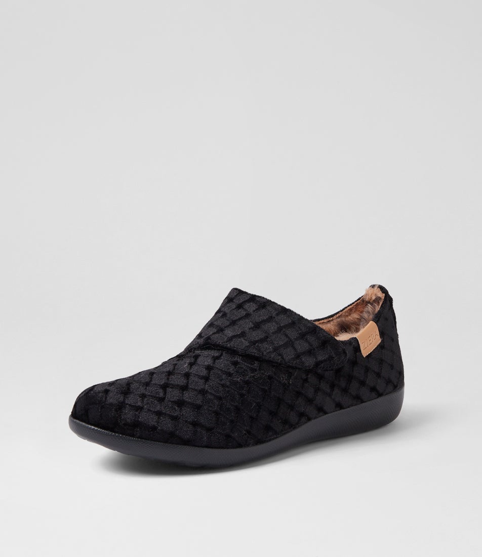Fliss Xw Black Emboss Velvet Slippers