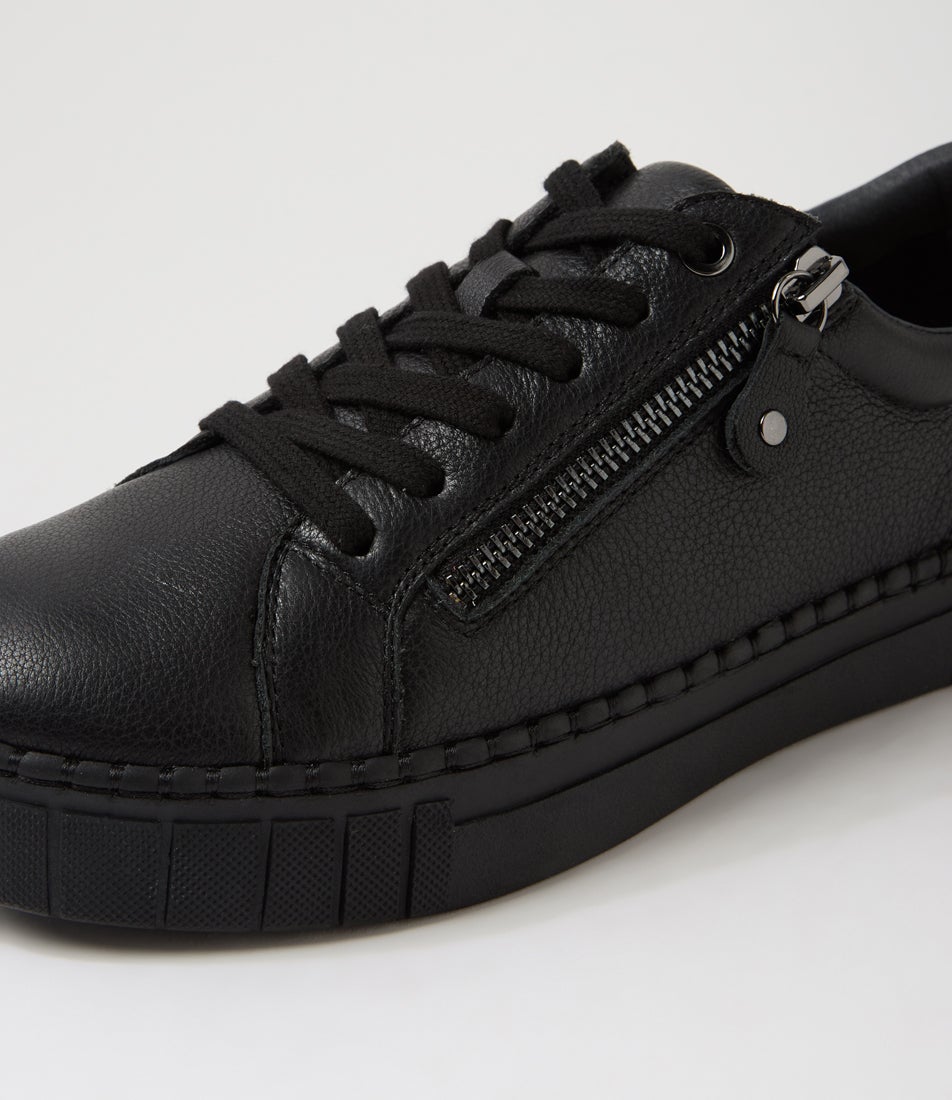 Pagie Black Leather Sneakers