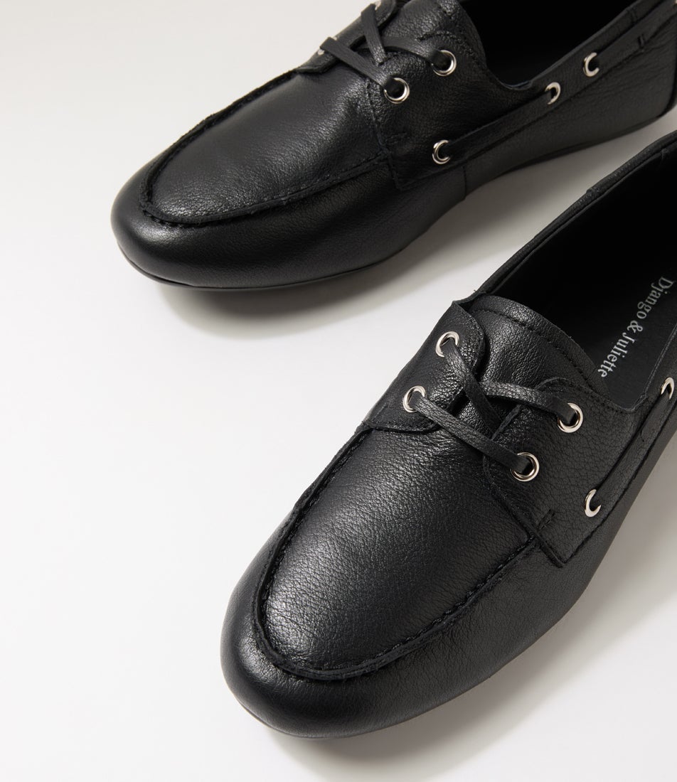 Vermonts Black Leather Flat Shoes