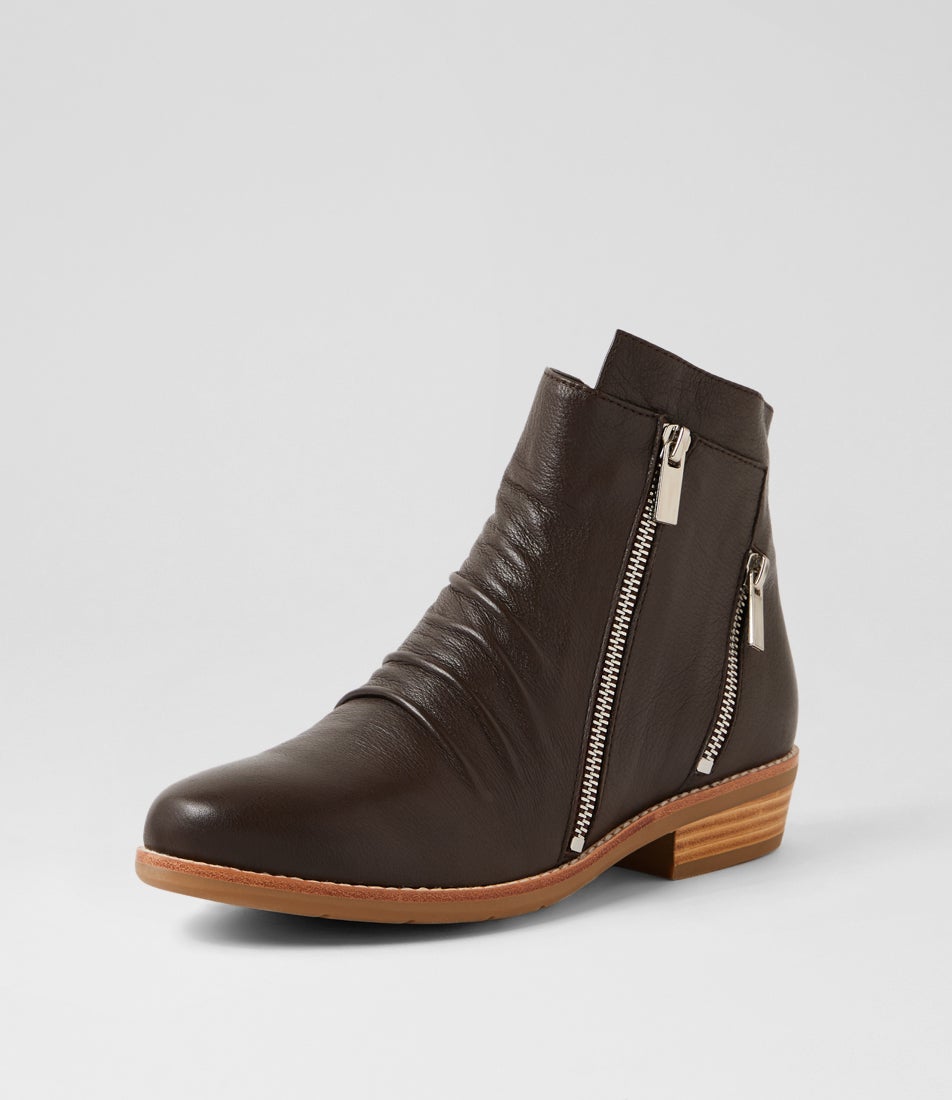 Lizzoe Choc Leather Ankle Boots