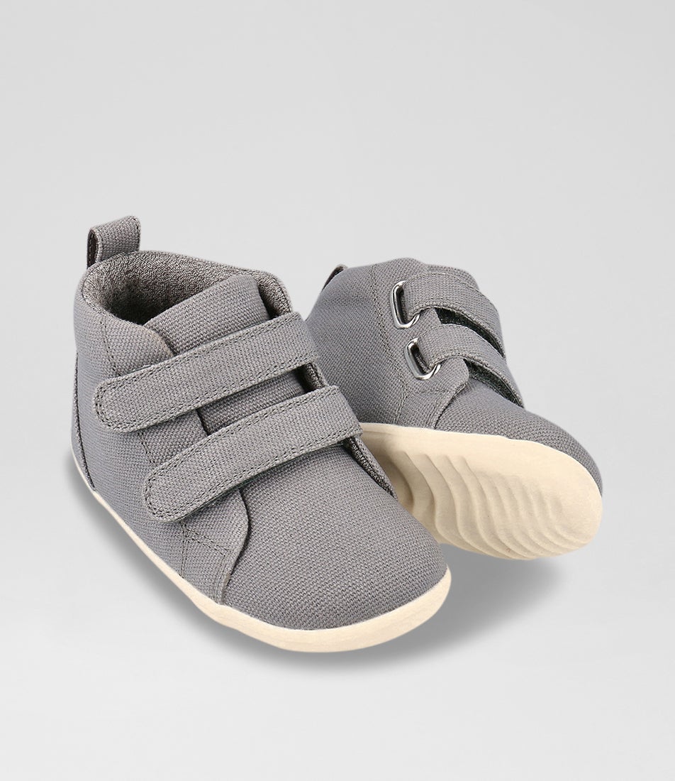Su Grass Court High Infant Circular Gray Canvas Ankle Boots