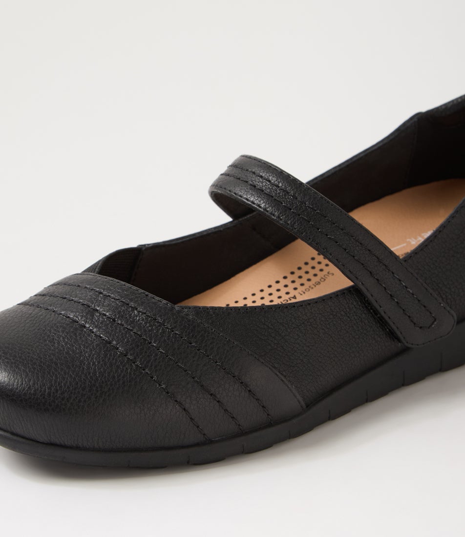 Becketts D Black Leather Elastic Flat Shoes
