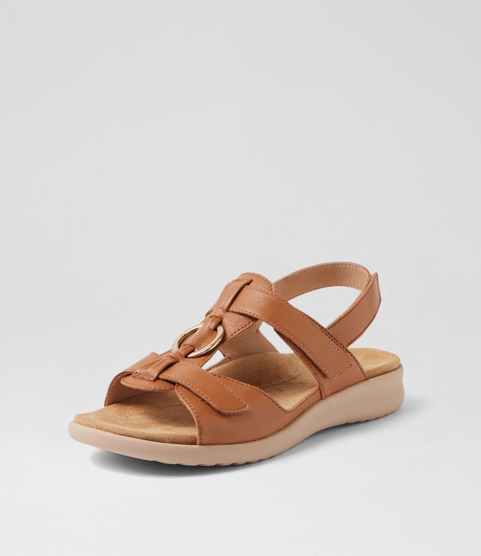 Brisa Xw Dark Tan Almond Leather Sandals