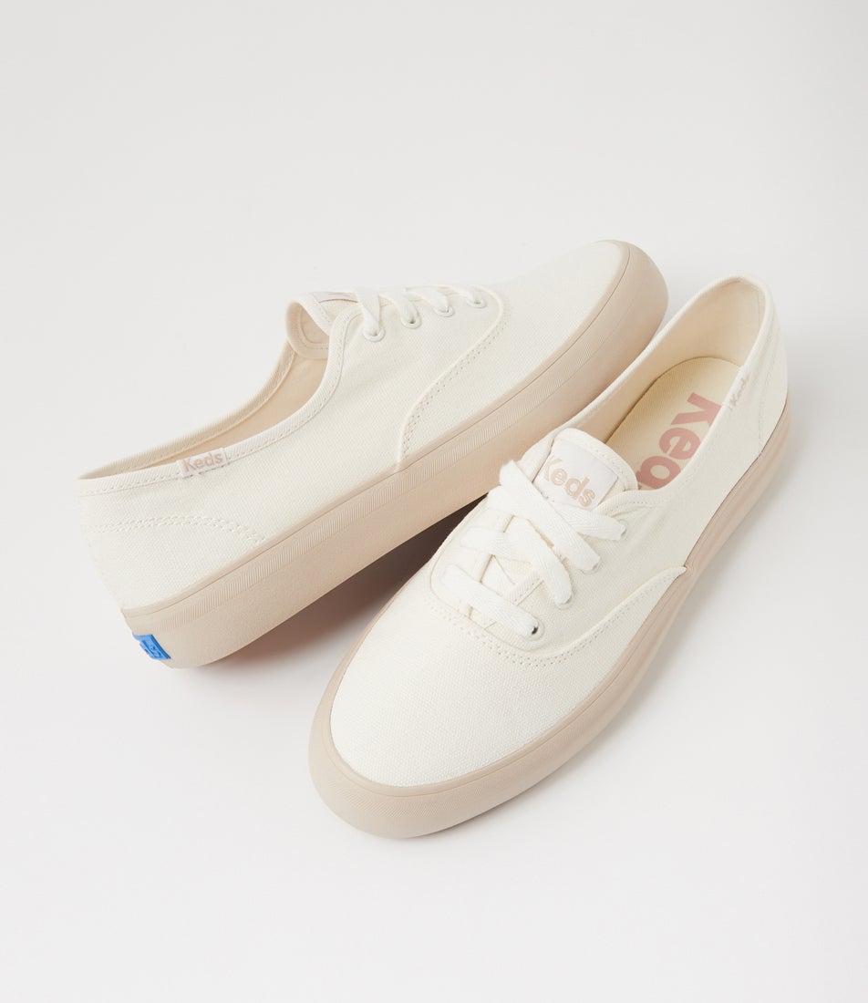 Champion Laceup Natural Canvas Sneakers Champion Laceup Natural Canvas Sneakers