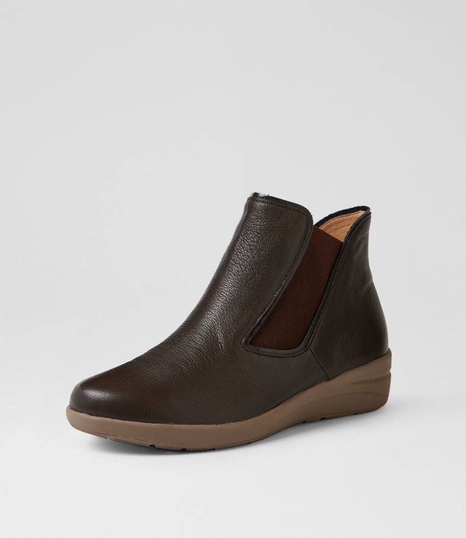 Nereus W Choc Leather Patent Ankle Boots