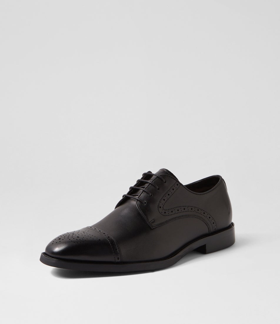 Wisdom Black Leather Flat Shoes