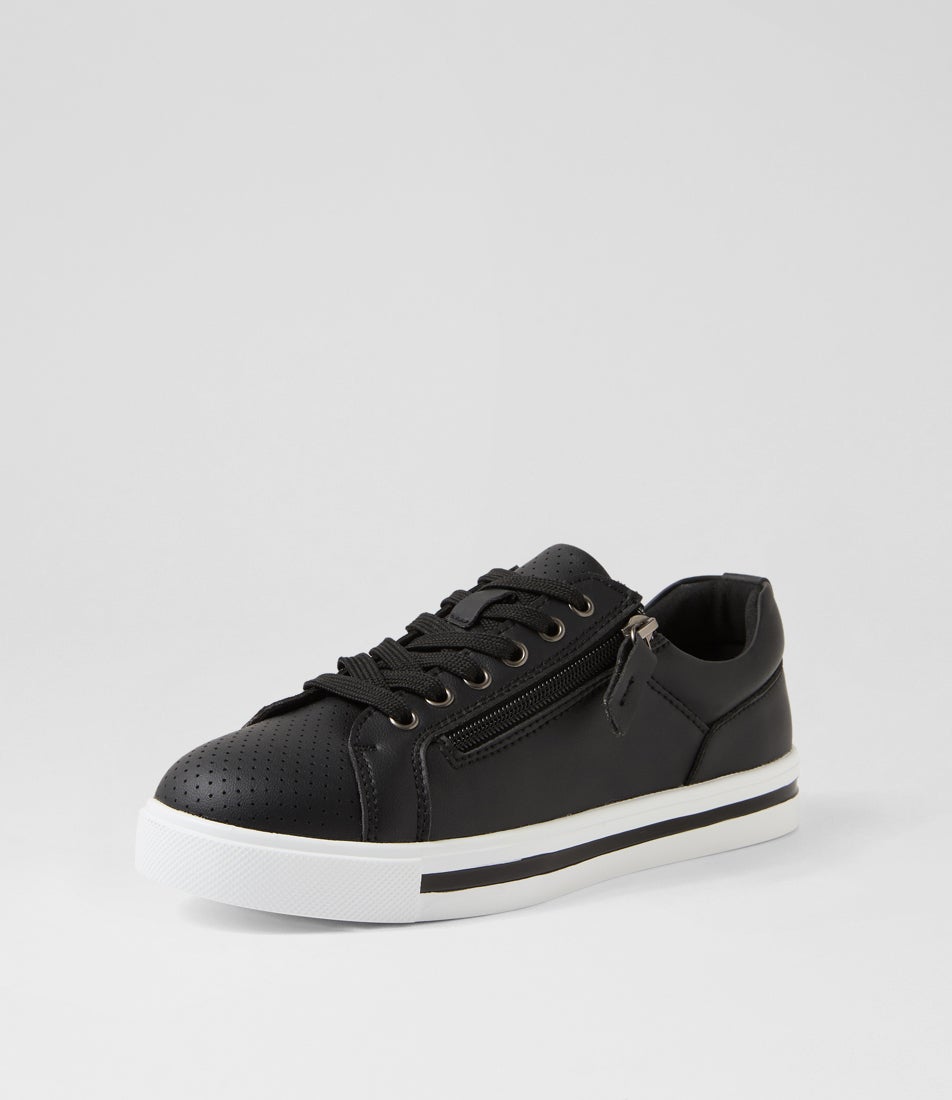 Keeked Black Sneakers