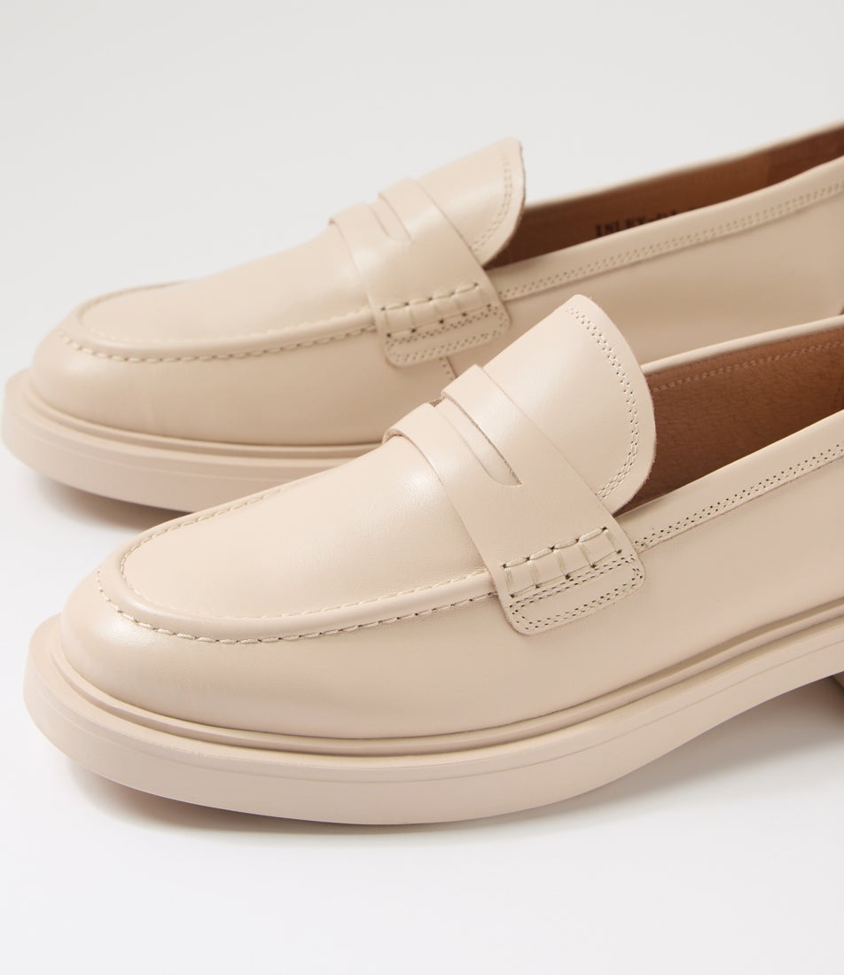 Inley Almond Leather Flat Shoes