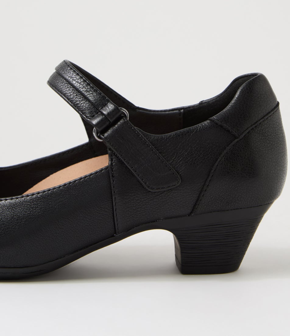 Larsin Black Leather Heels