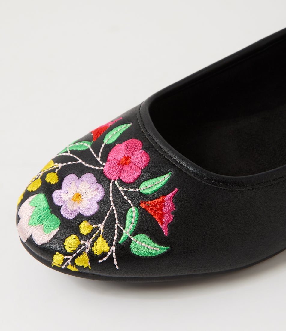 Danza Black Flat Shoes