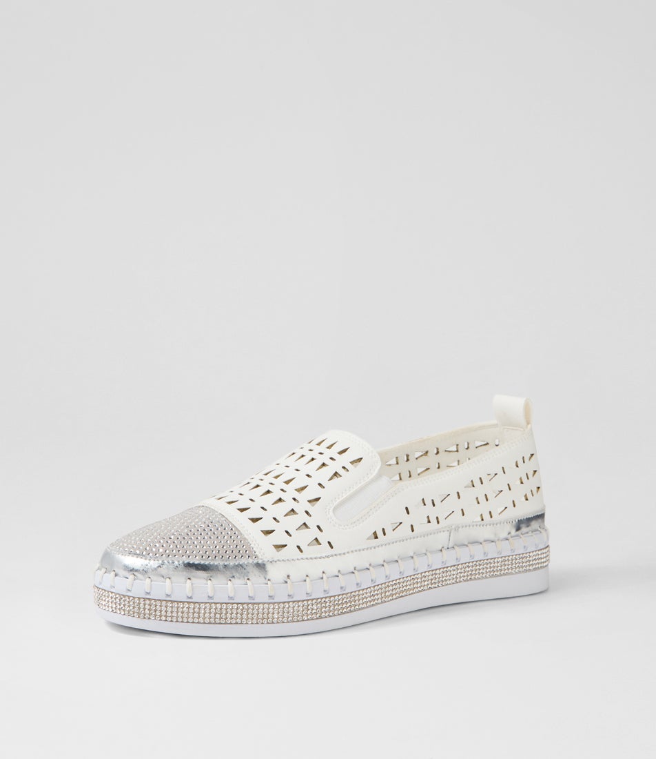 Tawqueet White Multi Flat Shoes Tawqueet White Multi Flat Shoes