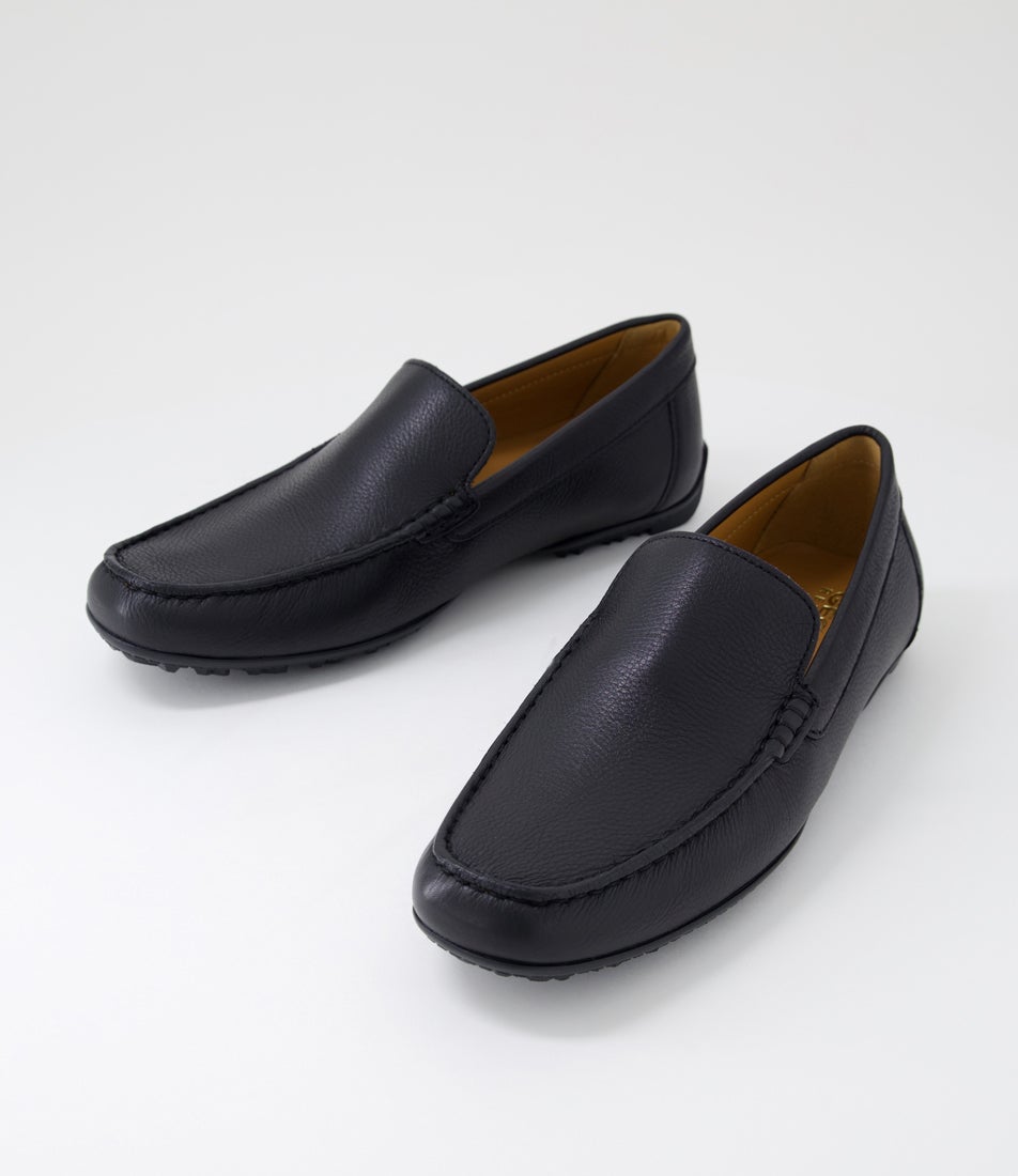 U Kosmopolis Grip A Black Tumble Leather Flat Shoes