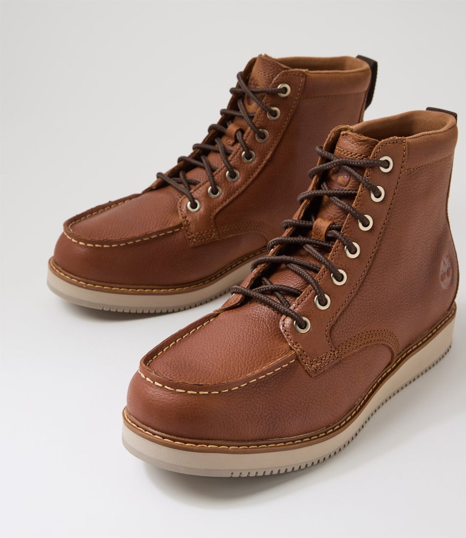 Redwood Edge Medium Brown Leather Lace Up Boots