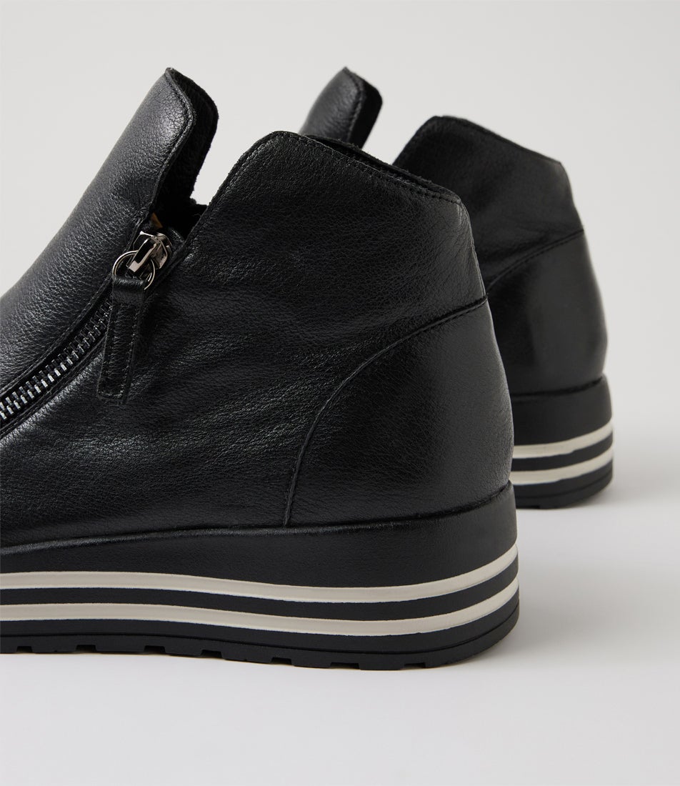 Vimma Xf Black Leather Ankle Boots