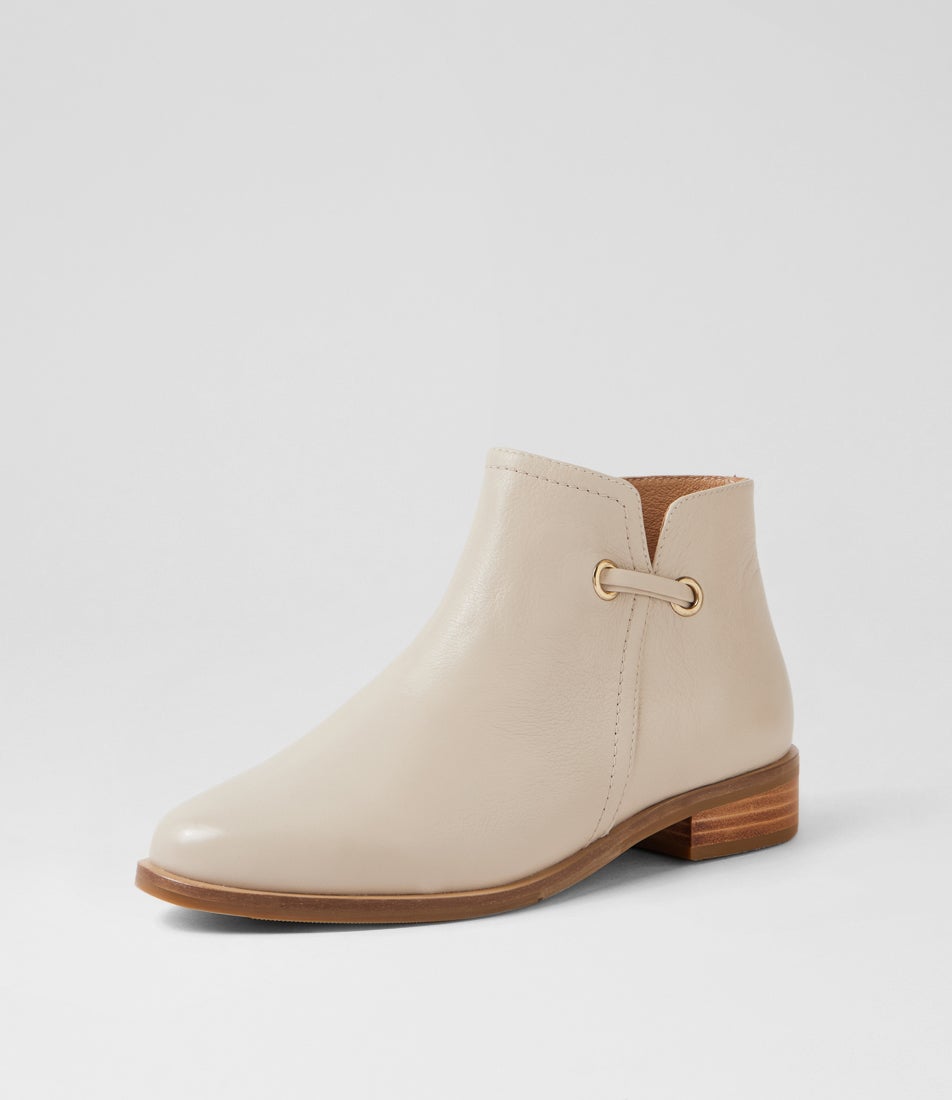 Seqal Almond Leather Ankle Boots