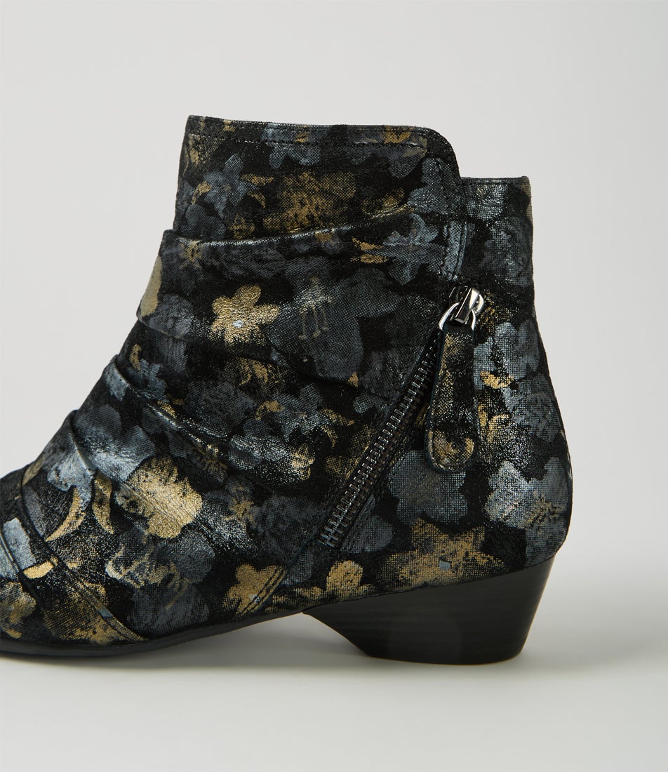 Camryn Xw Black Metal Suede Ankle Boots