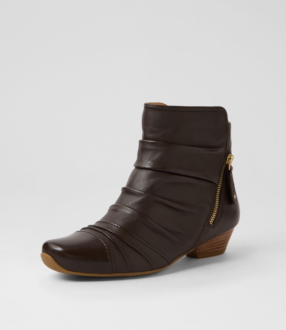 Camryn Xw Choc Leather Ankle Boots