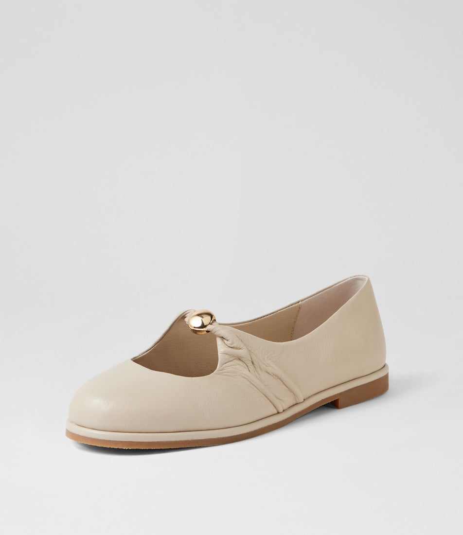 Ressol Almond Leather Flat Shoes