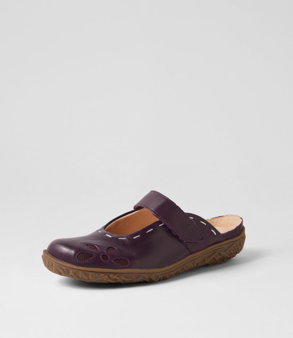 Vesta Plum Leather Flat Shoes