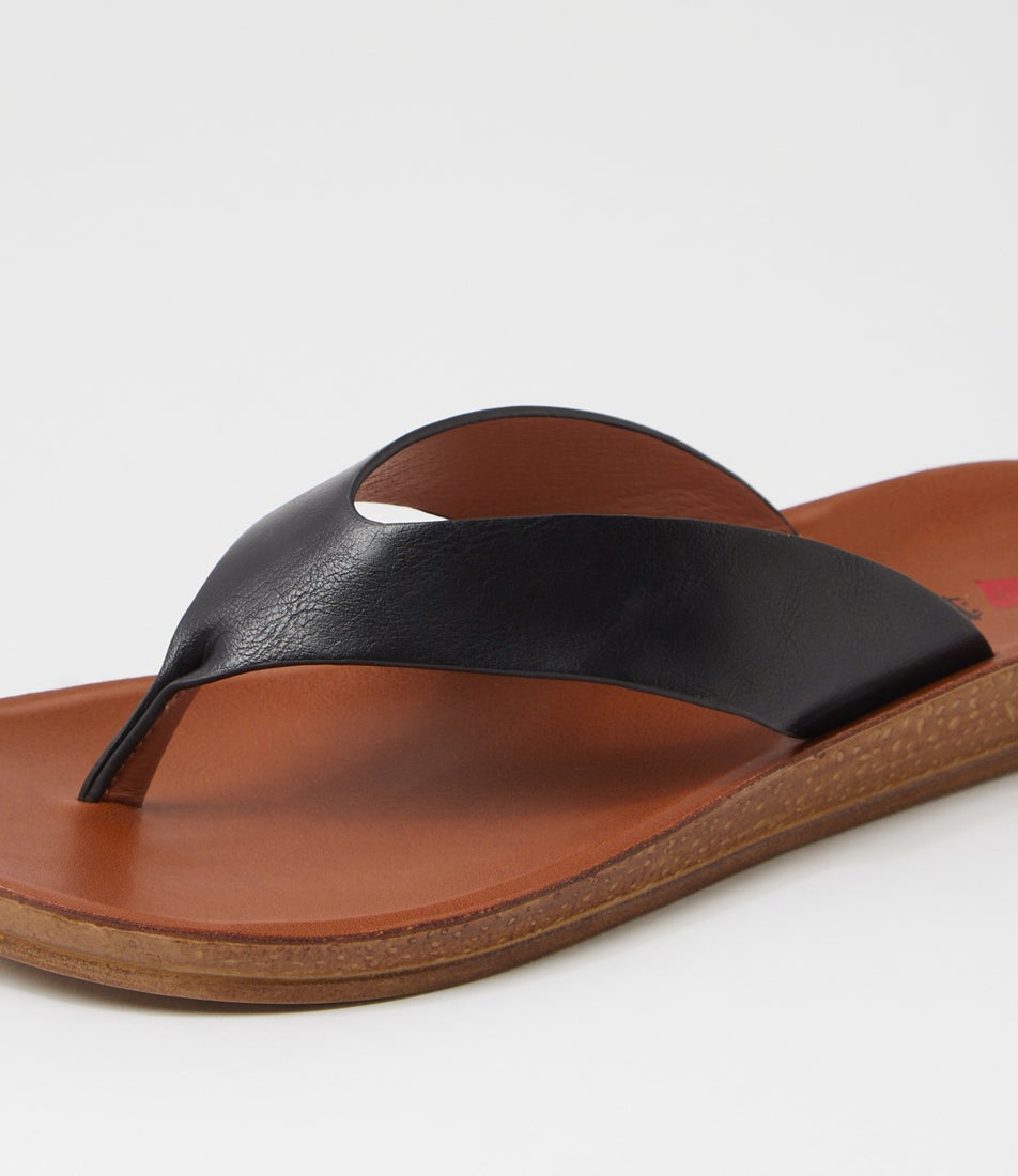 Kistine Black Sandals