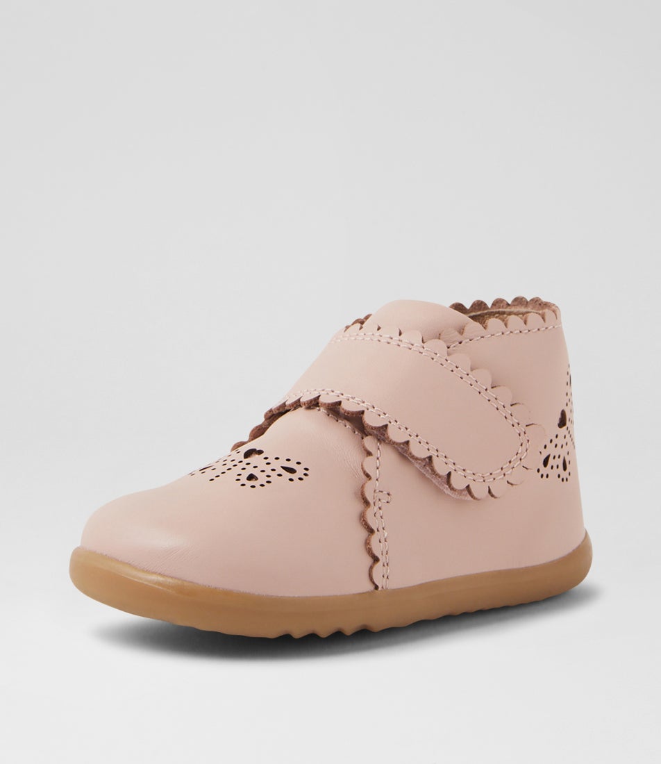 Su Willow Cameo Rose Leather Ankle Boots