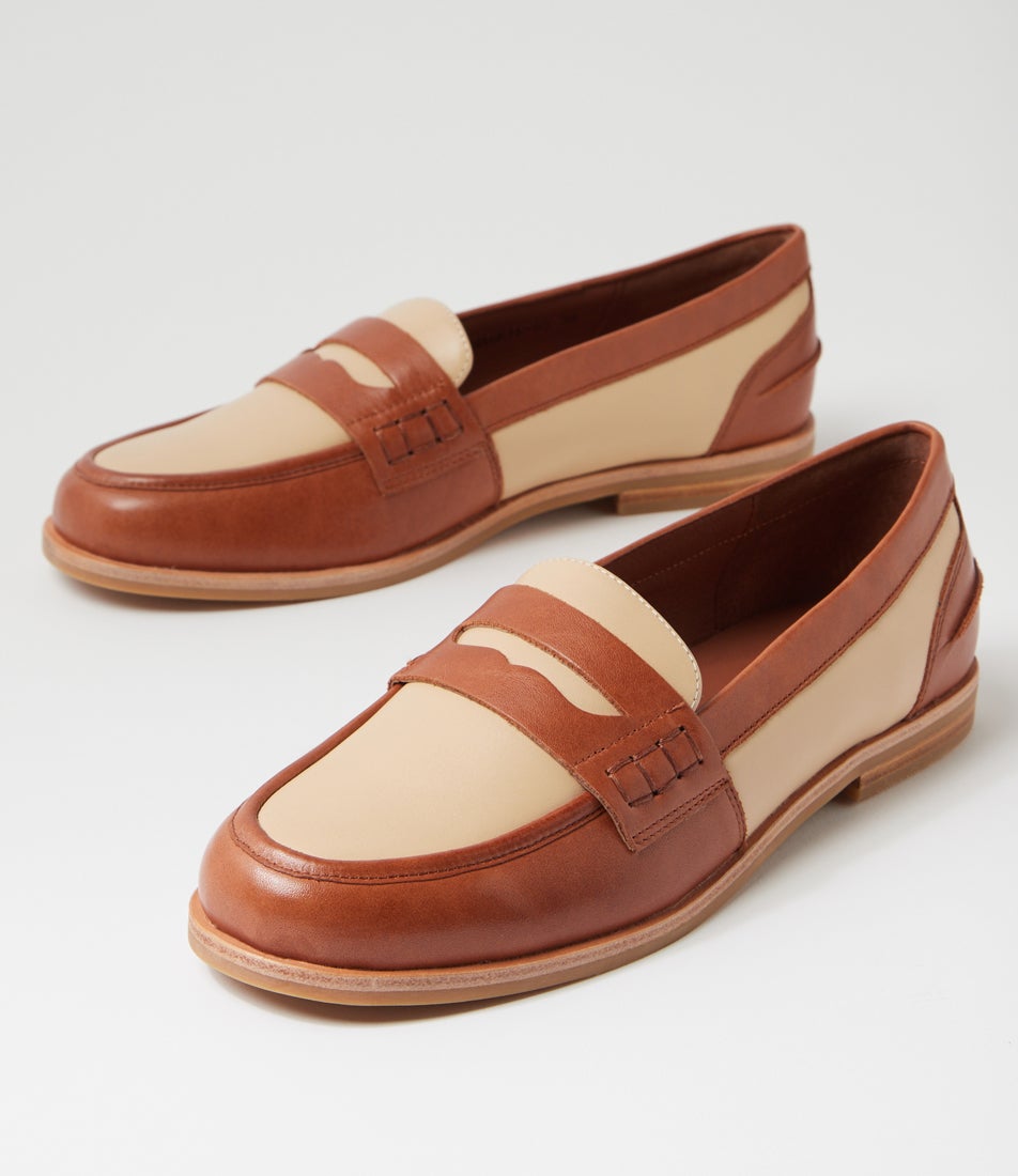Qaurie Dark Rum Latte Leather Flat Shoes