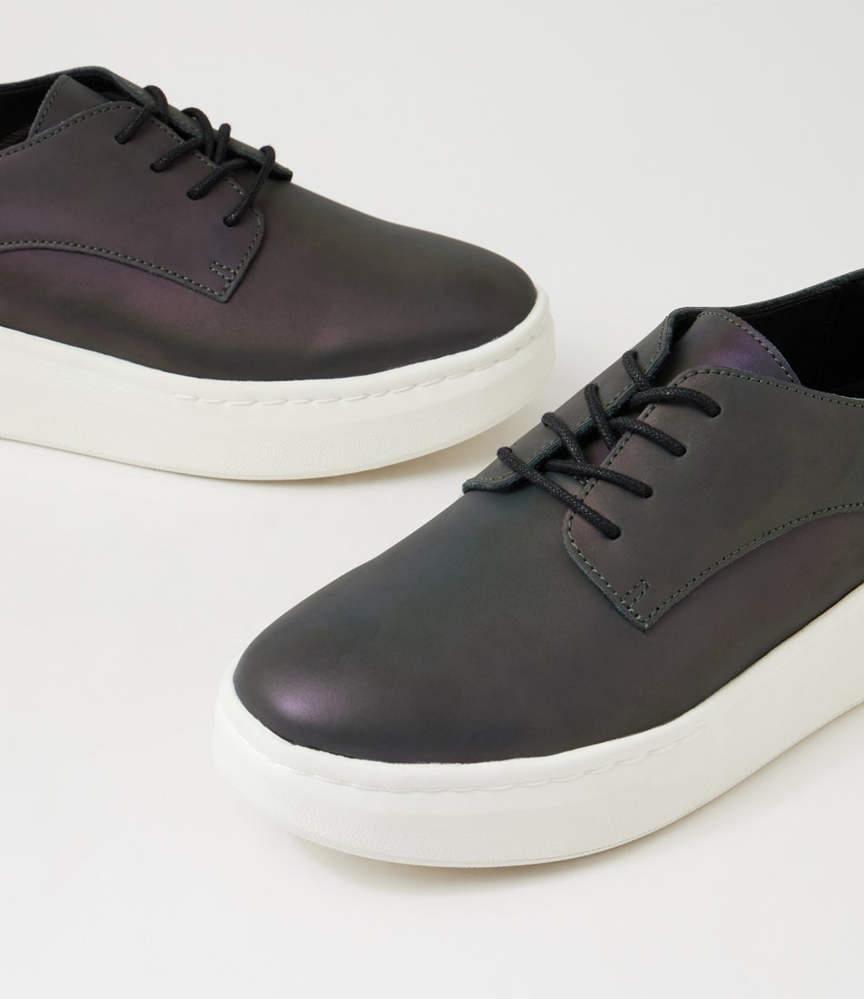 Derby City I Chameleon Leather Sneakers
