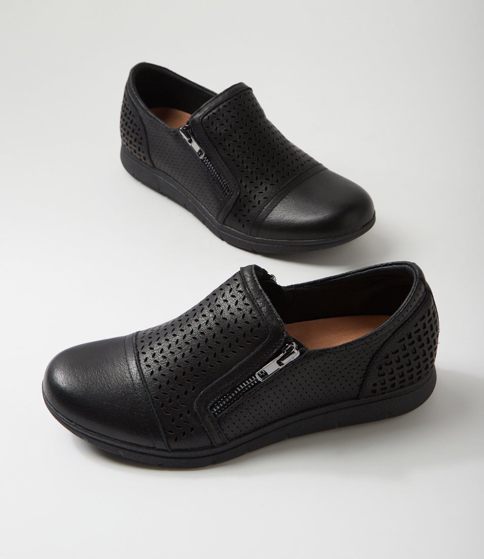 Dallias Black Leather Flat Shoes Dallias Black Leather Flat Shoes