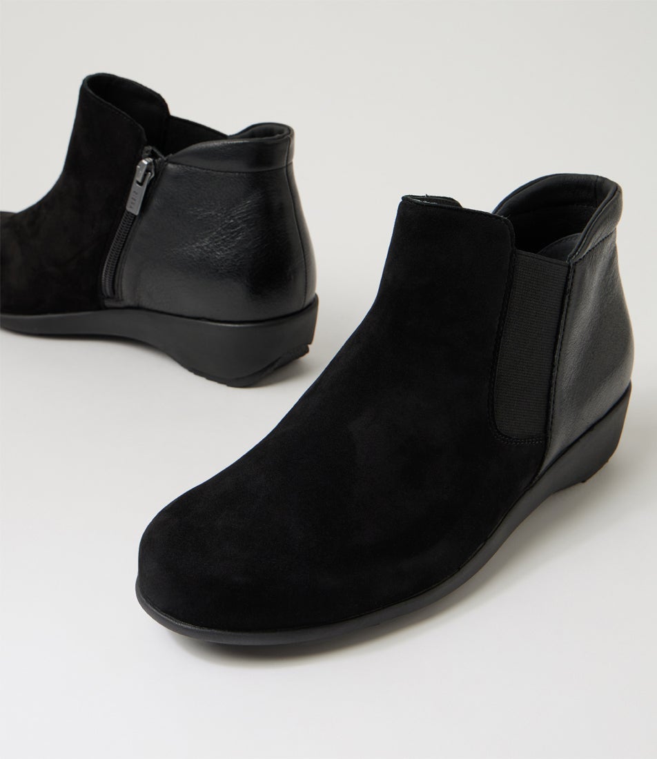 Sello Xw Black Suede Leather Ankle Boots